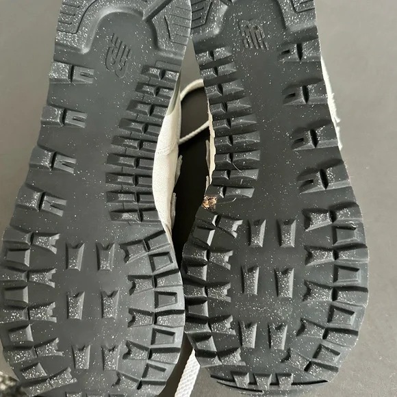 New Balance 574 Core Sneakers in Nimbus Cloud with NB white Women size 8 - Picture 7 of 15